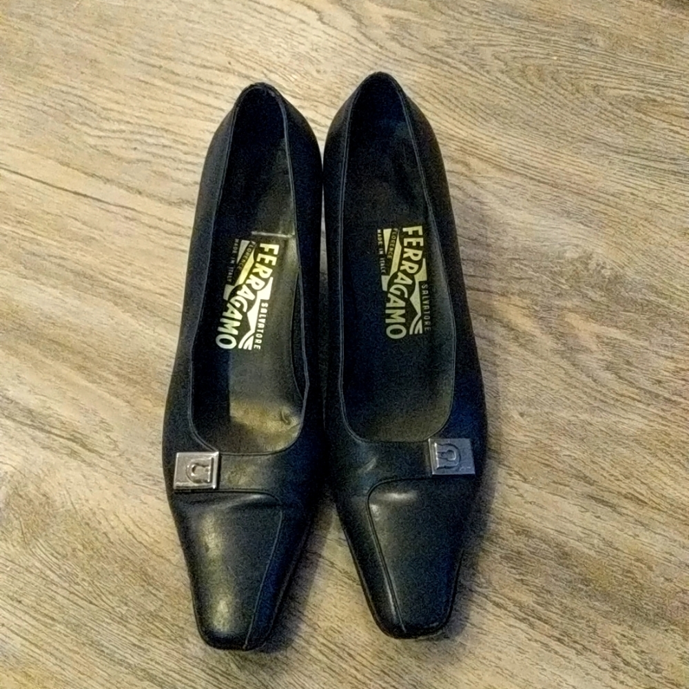 Salvatore Ferragamo Pumps 8.5 B